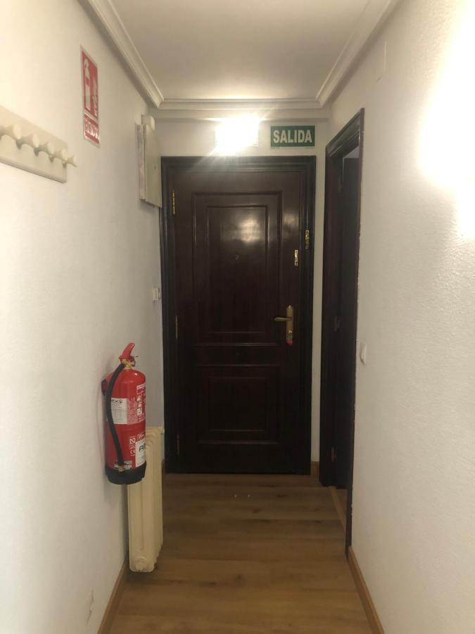 Apartamento Oviedo Proximo Inst Oftalmologico Fdez-Vega Eksteriør billede