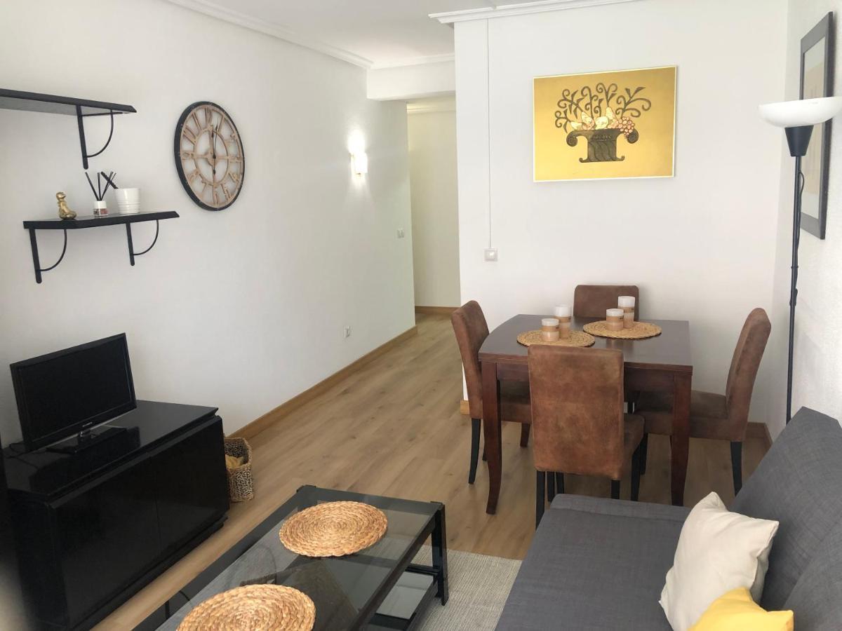 Apartamento Oviedo Proximo Inst Oftalmologico Fdez-Vega Eksteriør billede
