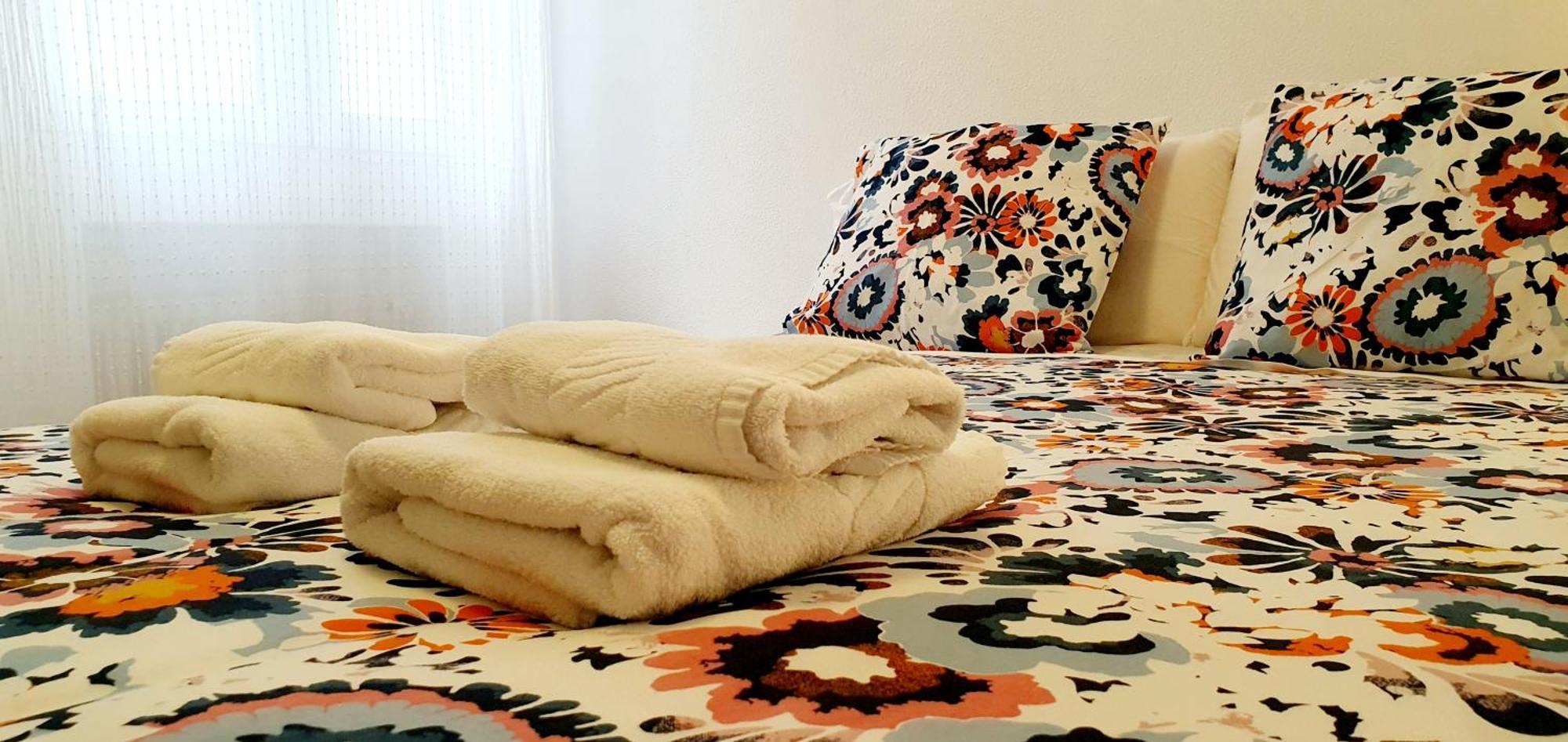 Apartamento Oviedo Proximo Inst Oftalmologico Fdez-Vega Eksteriør billede